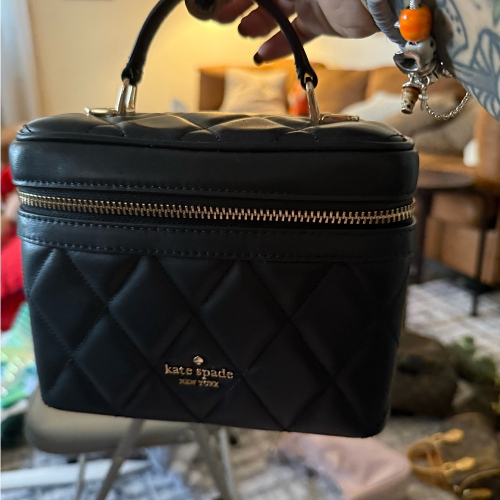 Kate Spade Black Carey Quilted Cosmetic Trang crossbody bag